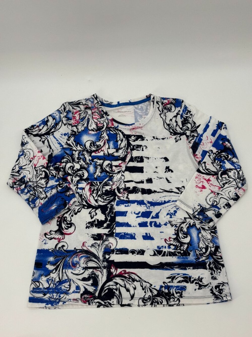 Allison Daley Rhinestone Baroque Scroll 3/4 Sleeve Top Medium White Blue Striped